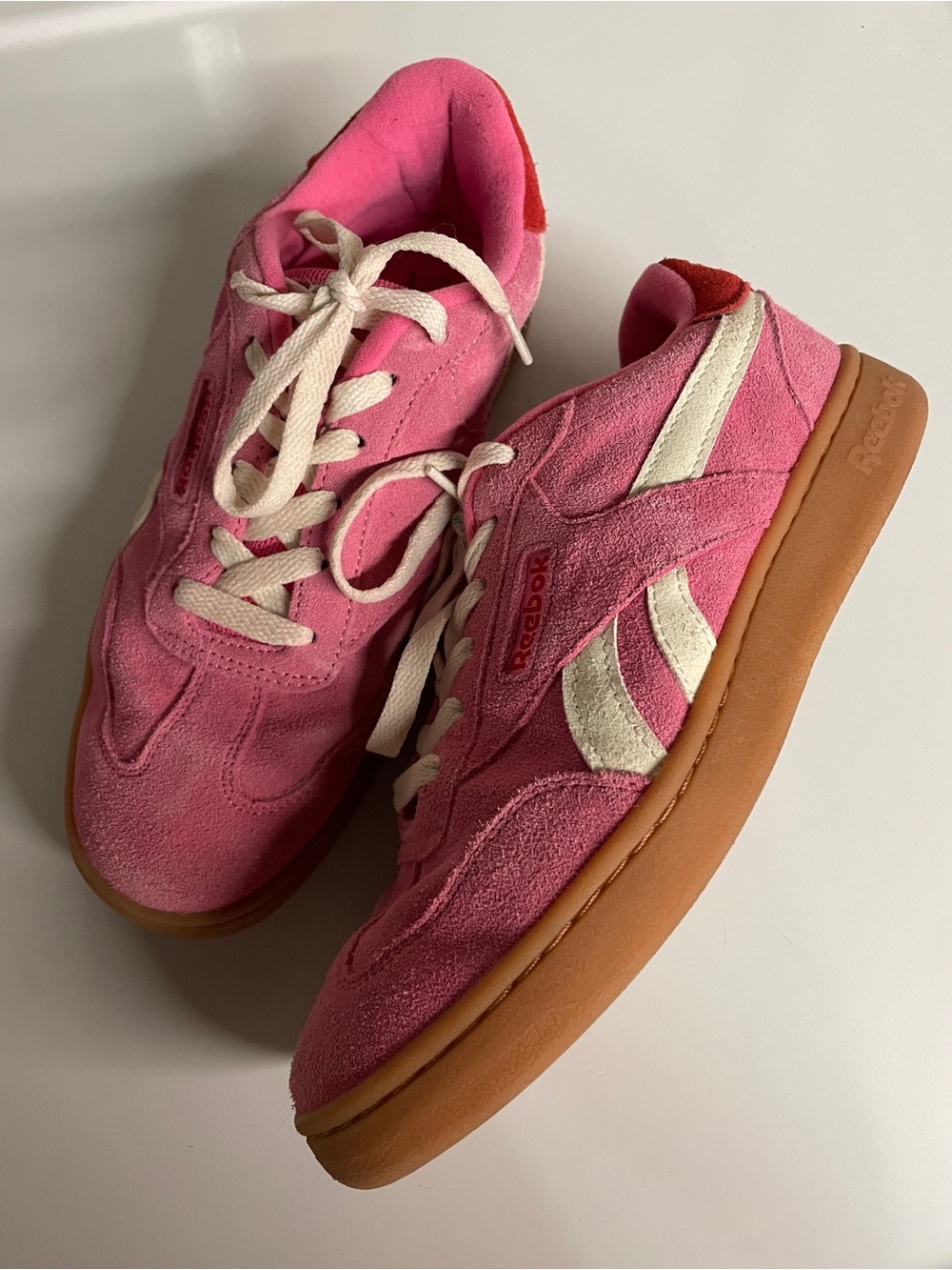 Reebok pink sneakers with white stripes #lifestyle #athletic